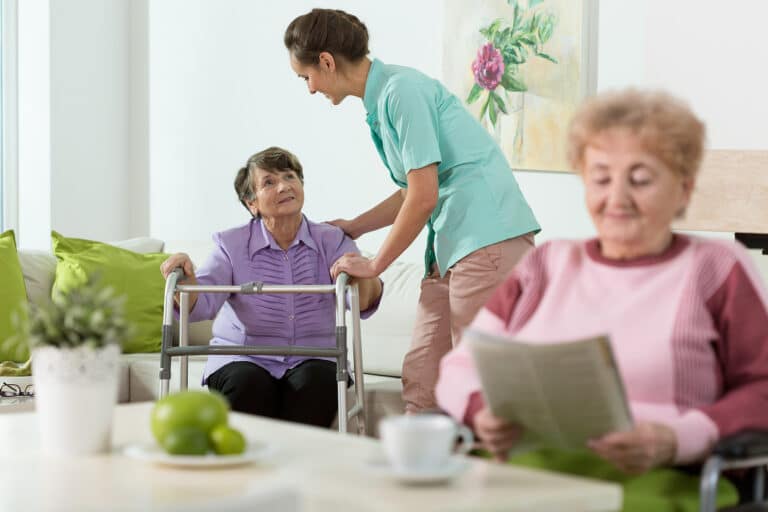 Senior living community support that meets daily needs and gives families peace of mind